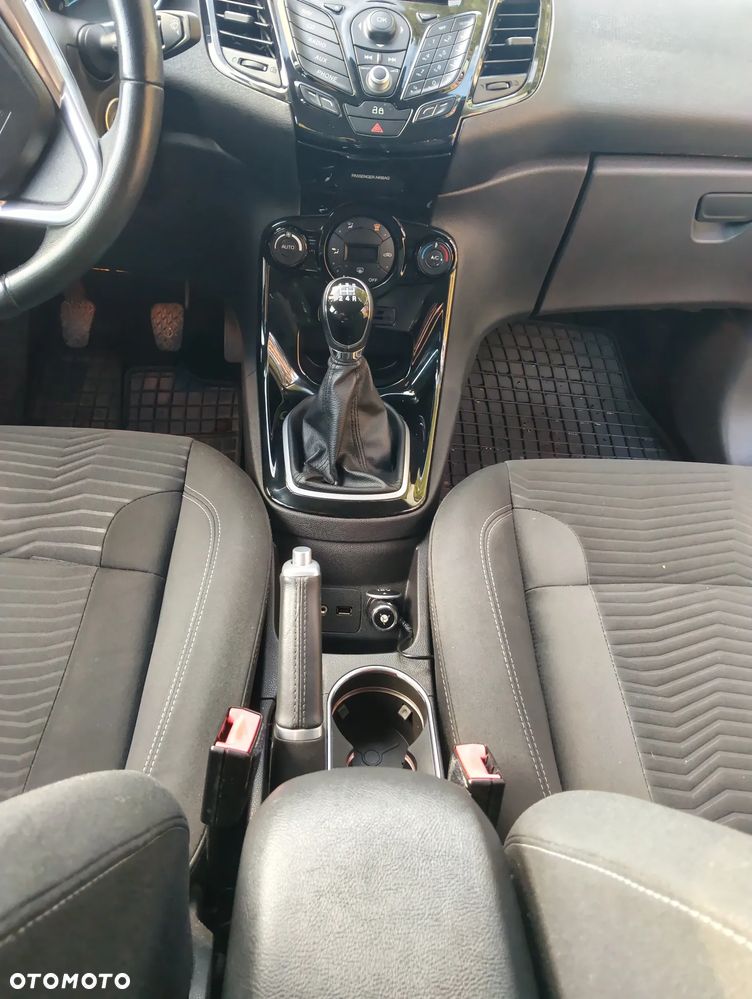 Ford Fiesta 1.25 Titanium - 16