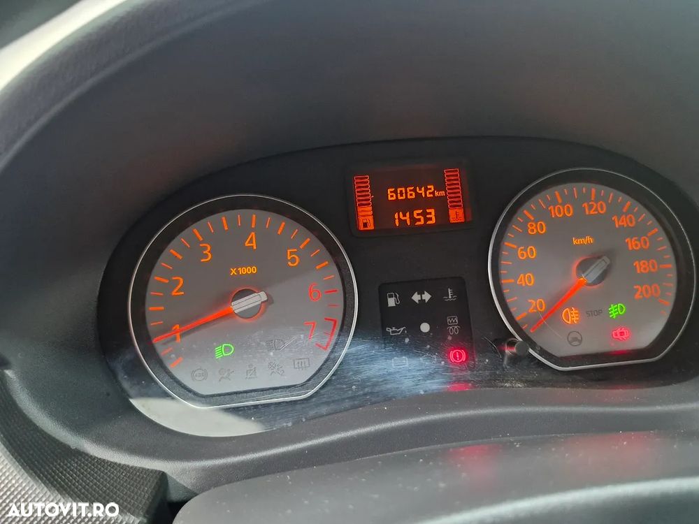 Dacia Logan 1.2 16V Laureate - 5