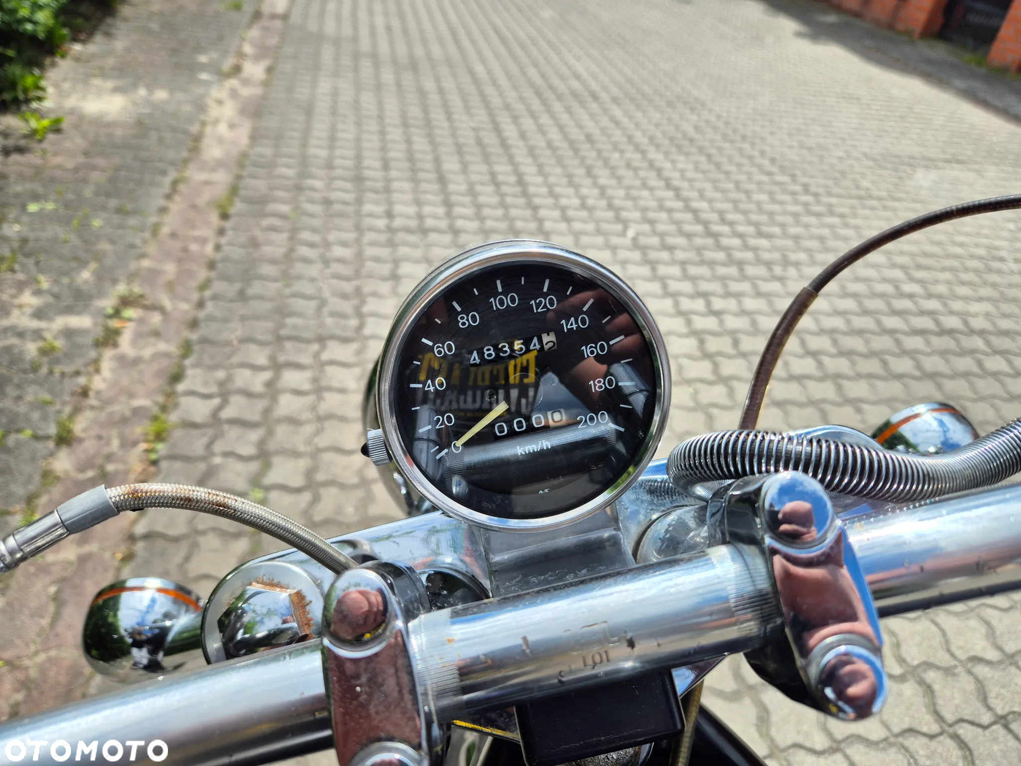 Suzuki Intruder - 13