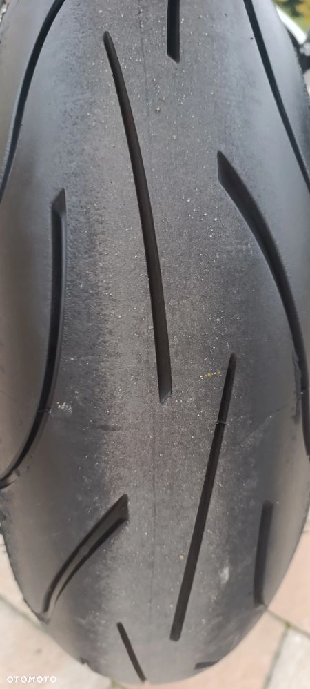Suzuki GSX - 32