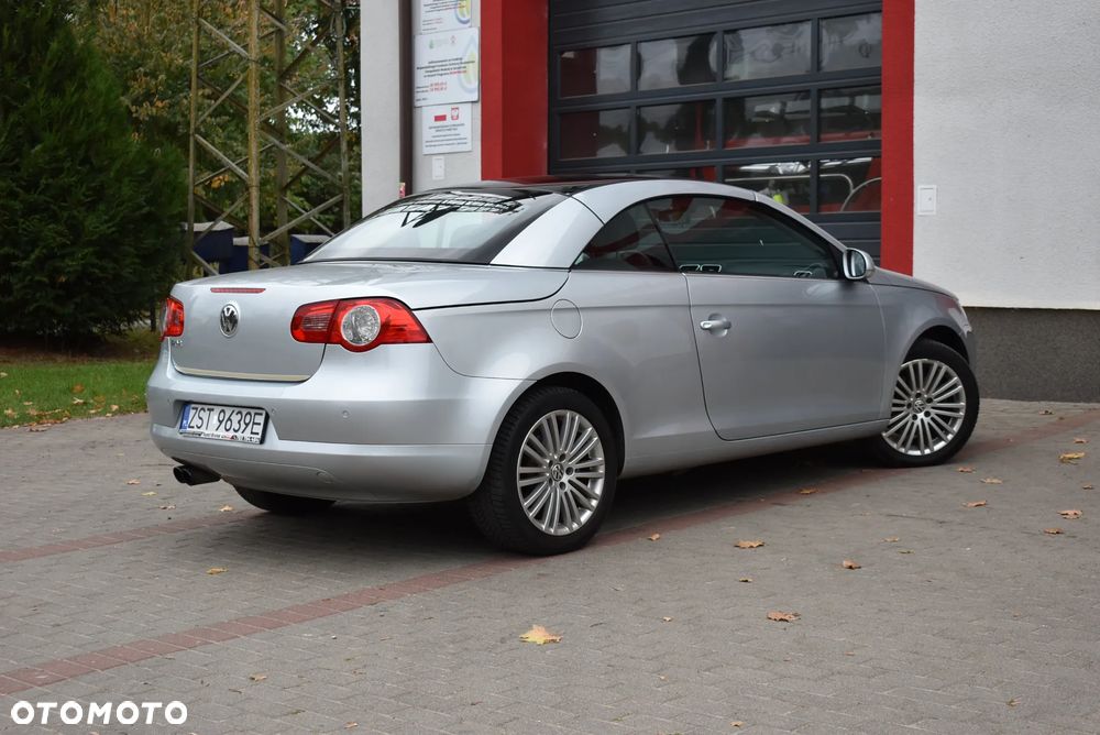 Volkswagen Eos - 4