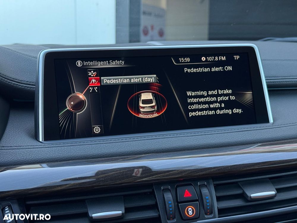 BMW X6 xDrive30d - 18