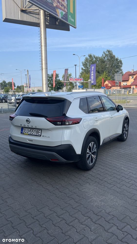 Nissan Rogue - 2