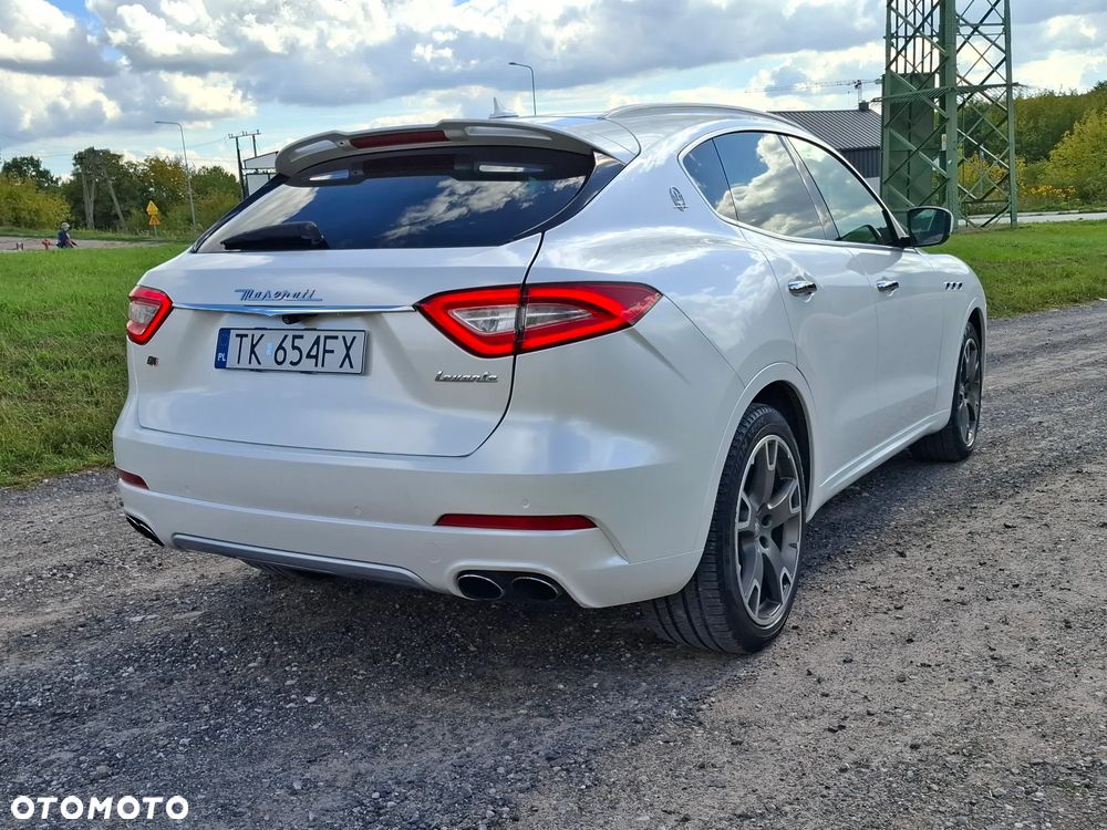 Maserati Levante Q4 - 6