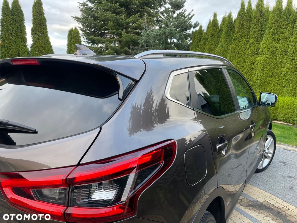 Nissan Qashqai 1.7 dCi N-MOTION - 17