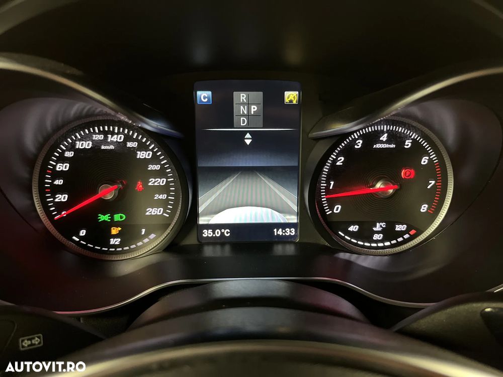 Mercedes-Benz GLC 300 4MATIC 9G-TRONIC AMG Line - 17
