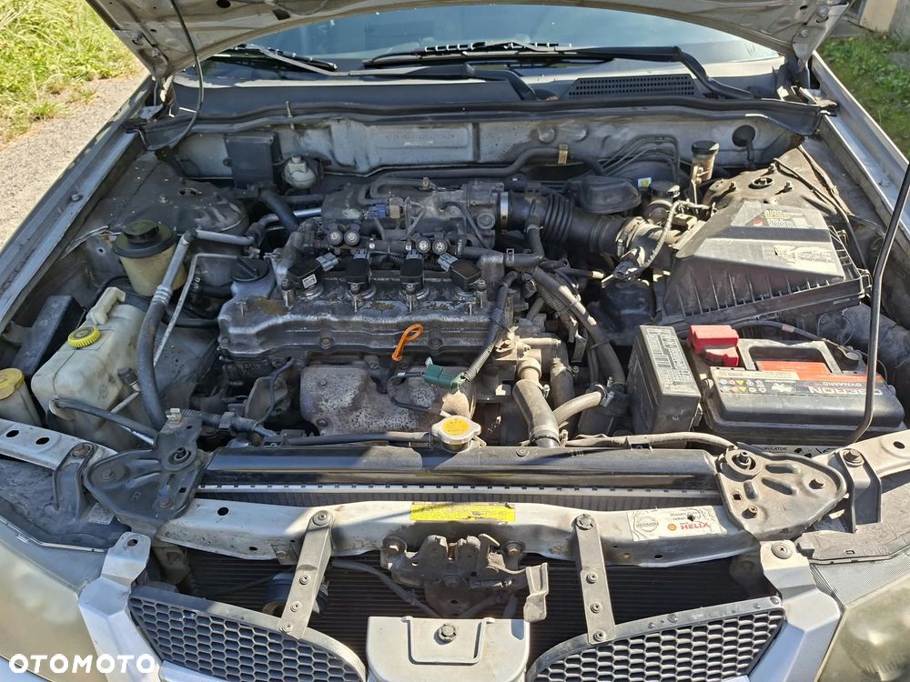 Nissan Almera 1.8 Visia - 6