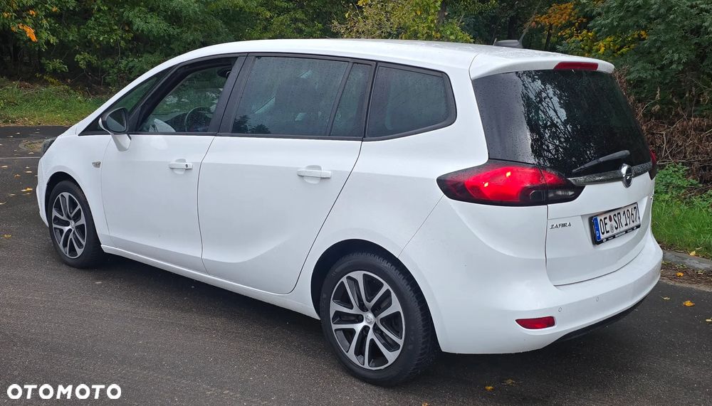 Opel Zafira - 4