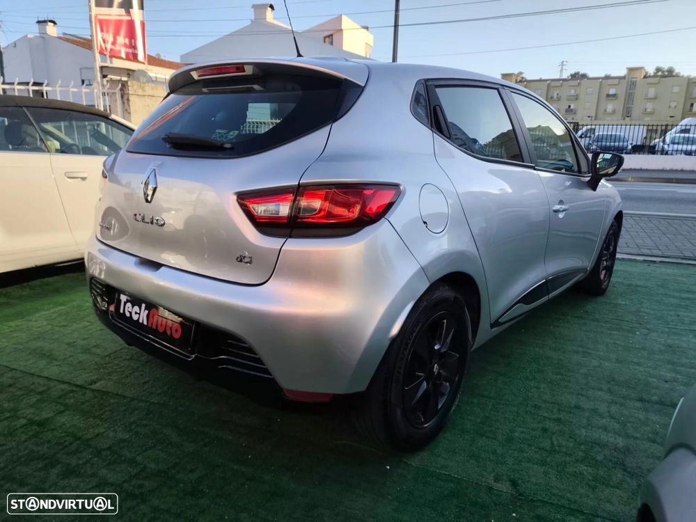 Renault Clio 1.5 dCi Dynamique S 82g - 8