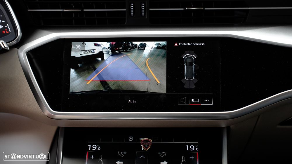 Audi A6 Avant 40 TDI Design S tronic - 32