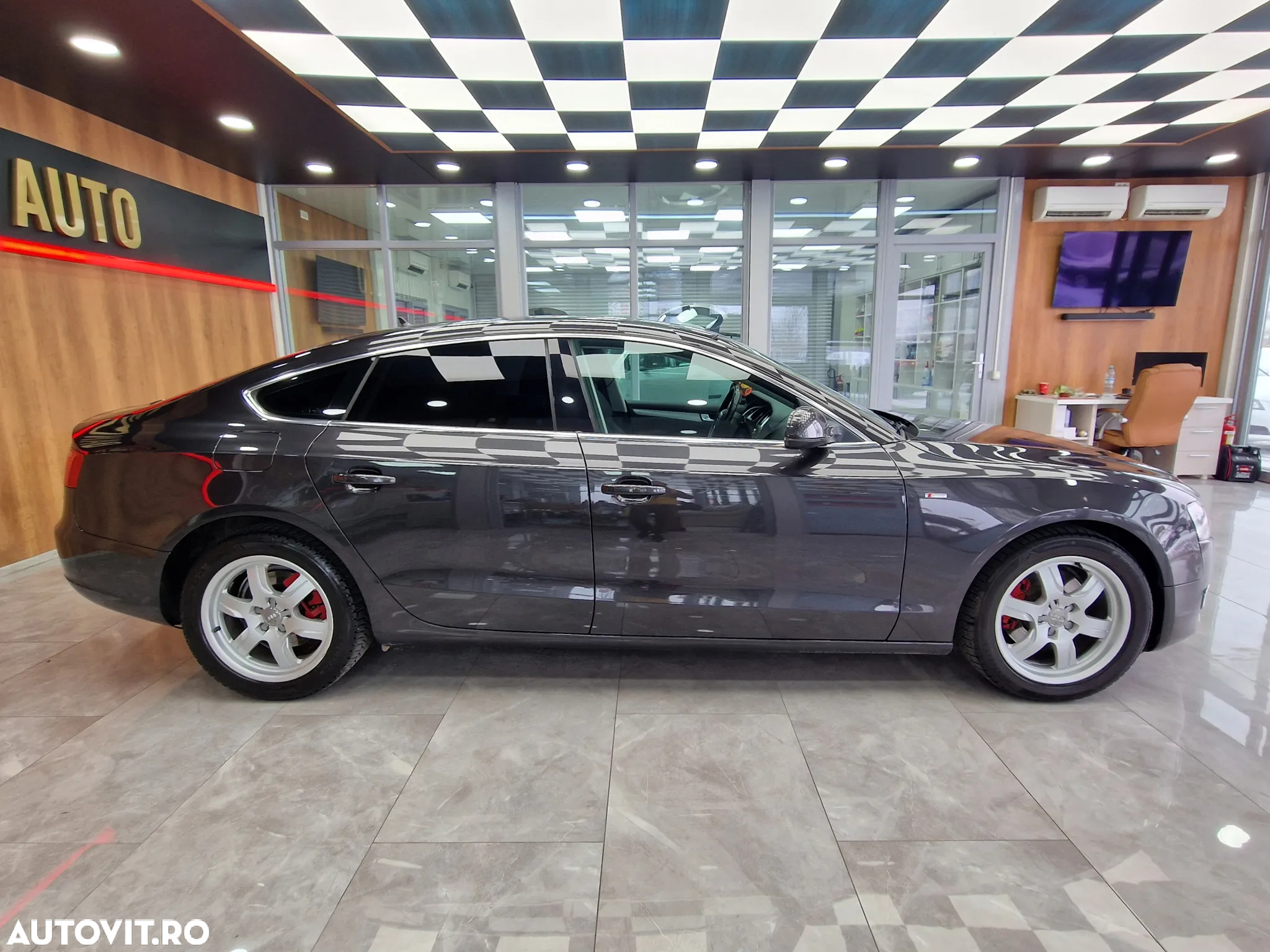 Audi A5 Sportback 2.0 TDI - 13