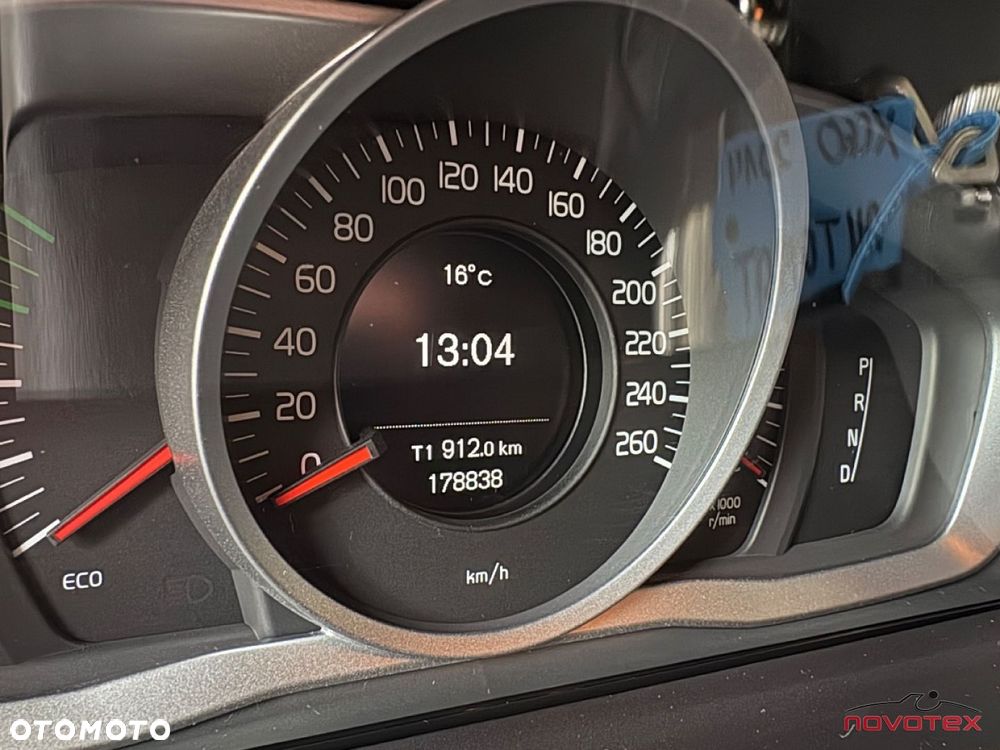 Volvo XC 60 D3 Momentum - 15