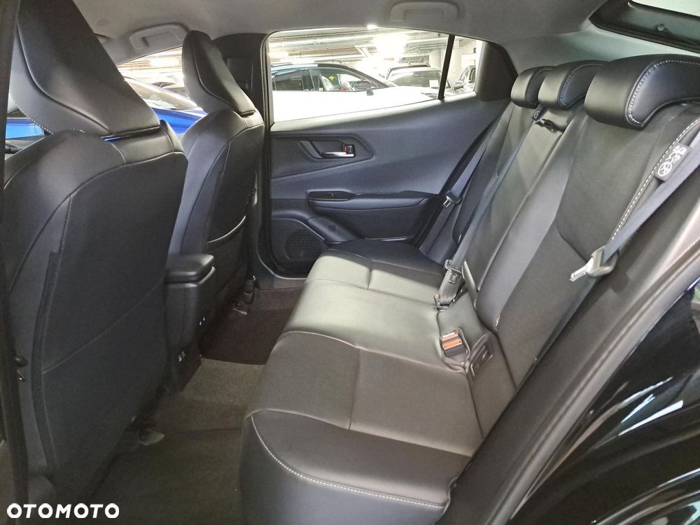 Toyota Prius - 11