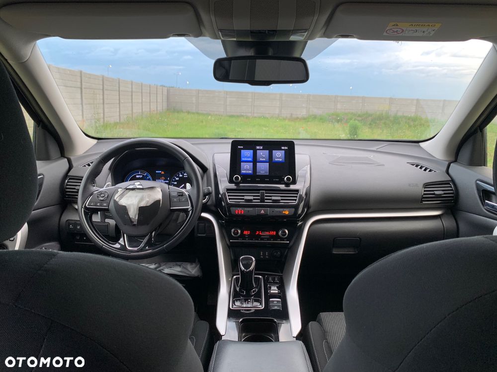 Mitsubishi Eclipse Cross - 25