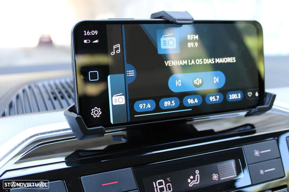 VW Up! 1.0 BMT High Auto - 29