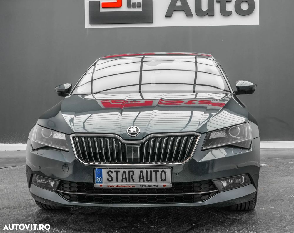 Skoda Superb 2.0 TDI DSG Style - 3
