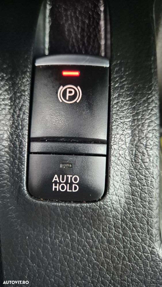 Nissan Qashqai 1.5 DCI TEKNA - 10