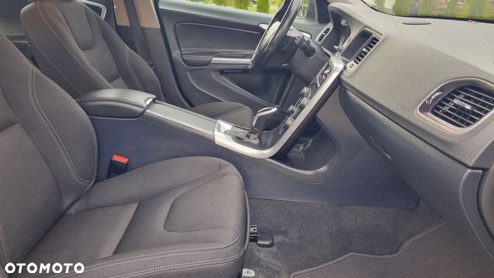 Volvo V60 D3 Geartronic Linje Business - 20