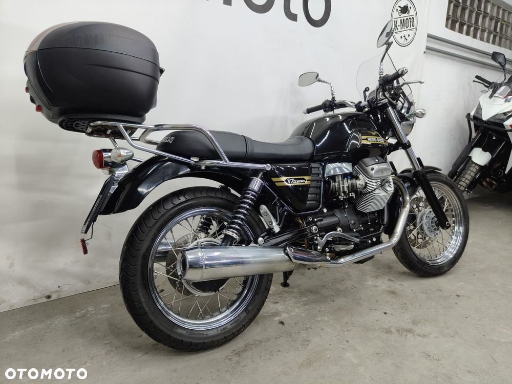 Moto Guzzi V7 - 8