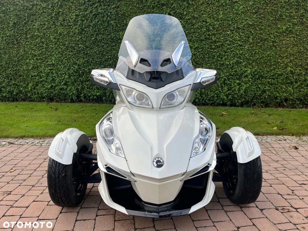 Can-Am Spyder - 2