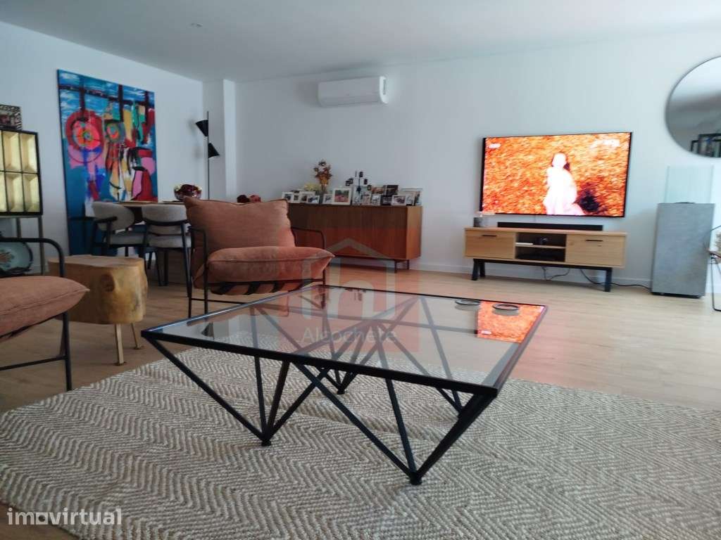 Moradia V3+1 com Piscina, Rooftop e vista para o Tejo em São Francisco - Grande imagem: 3/29