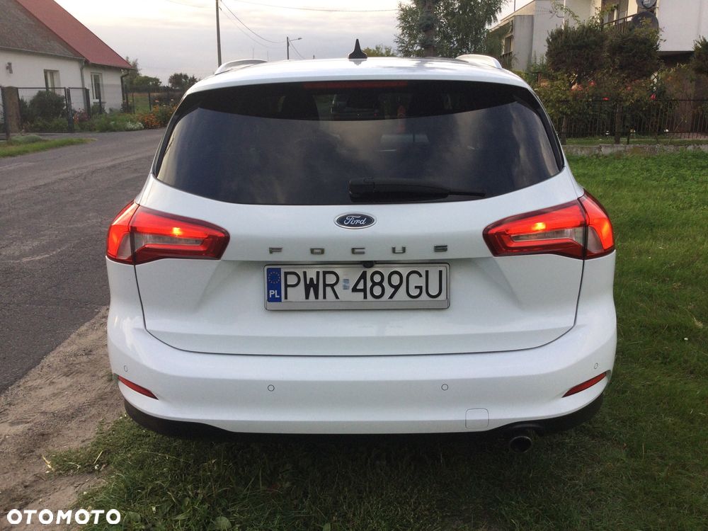 Ford Focus 1.5 EcoBlue Start-Stopp-System TITANIUM - 8