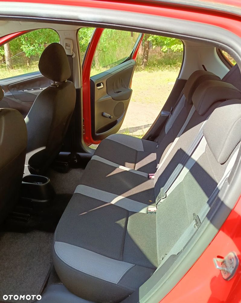 Peugeot 207 1.4 - 10