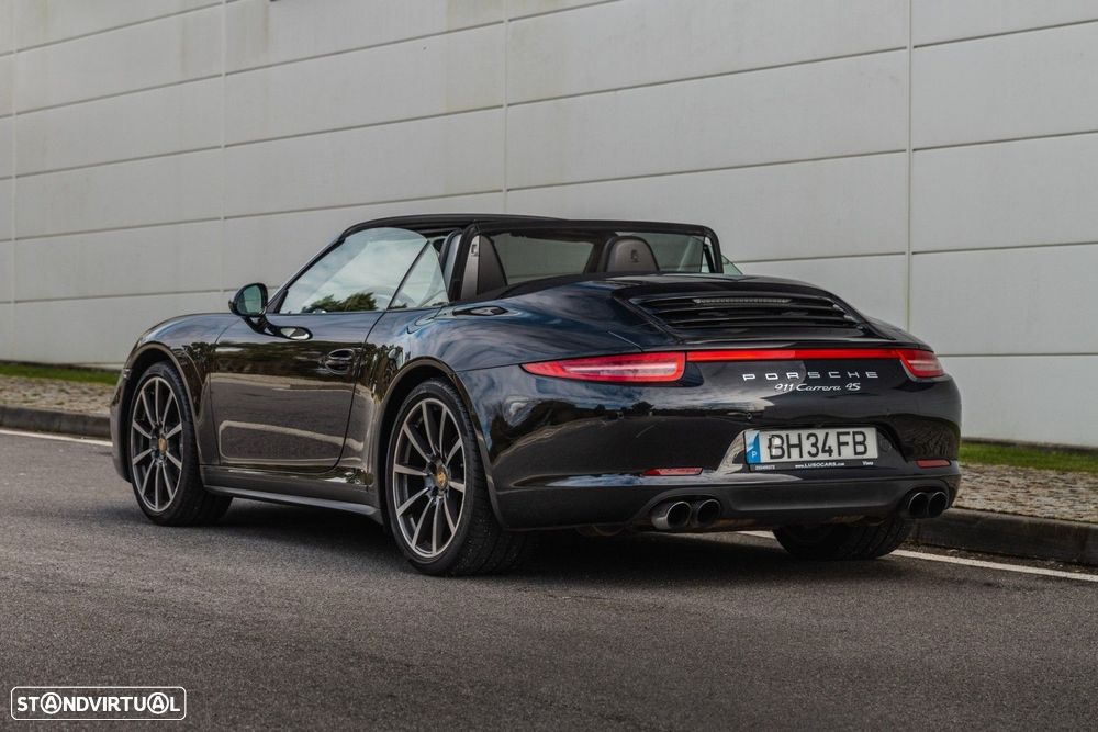 Porsche 911 (991) Carrera 4 Cabriolet PDK Black Edition - 8