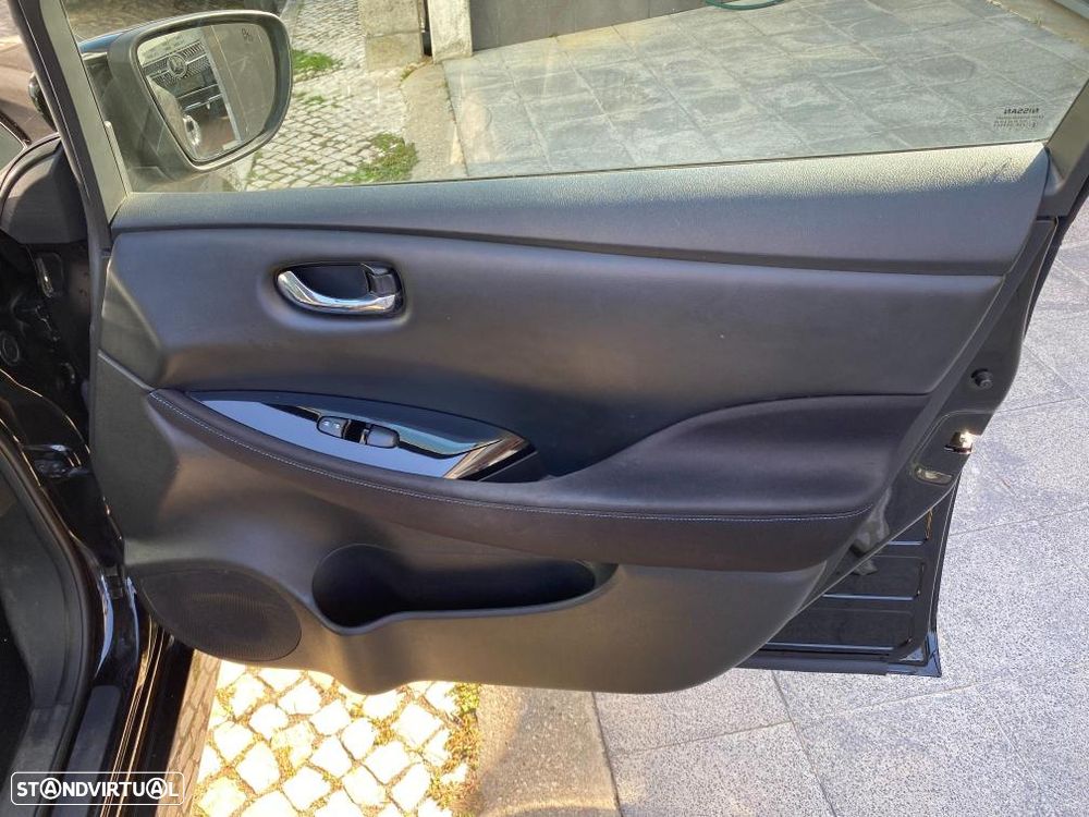 Nissan Leaf N-Connecta - 32