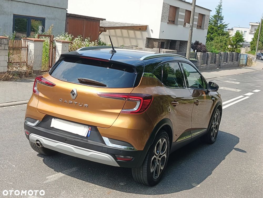 Renault Captur TCe Mild Hybrid 140 GPF TECHNO - 24