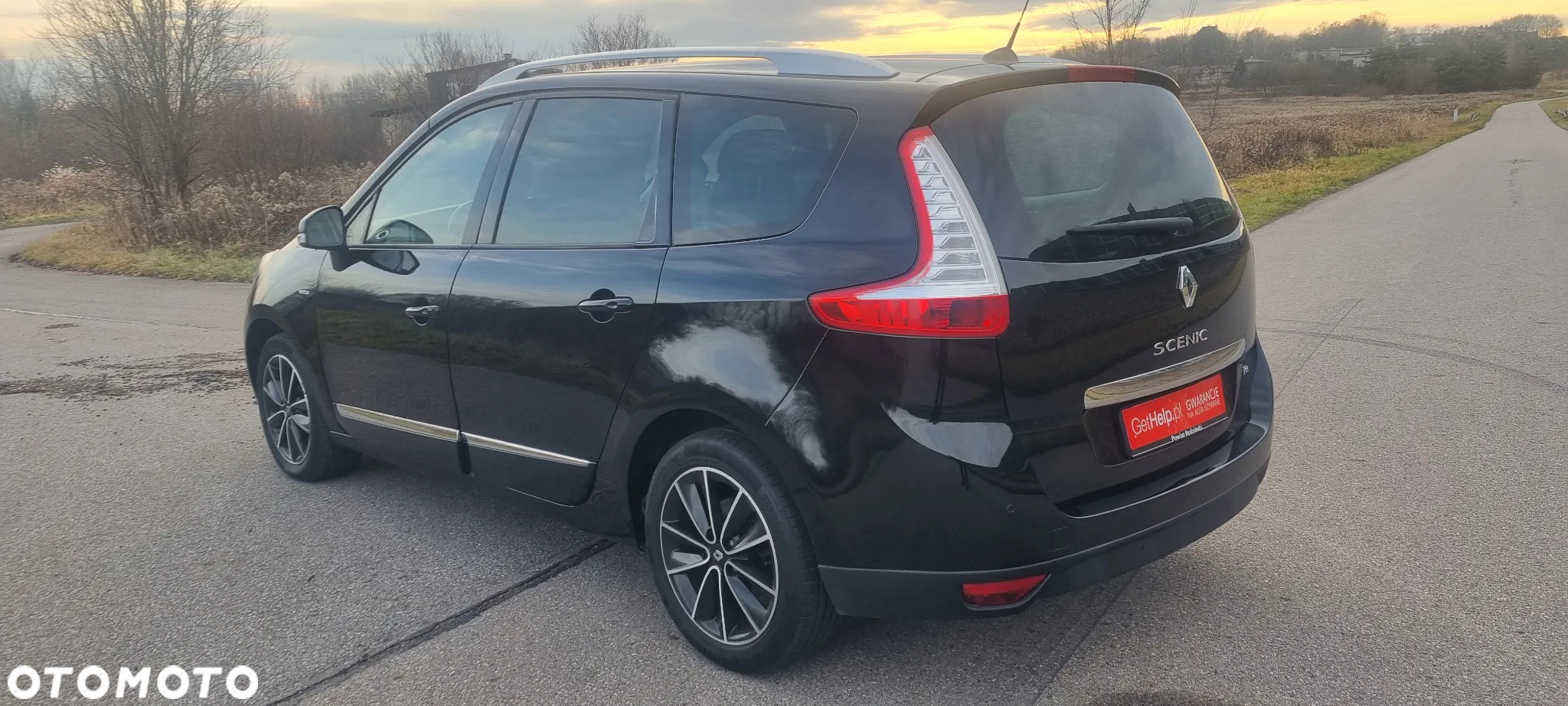 Renault Grand Scenic ENERGY TCe 130 BOSE EDITION - 7