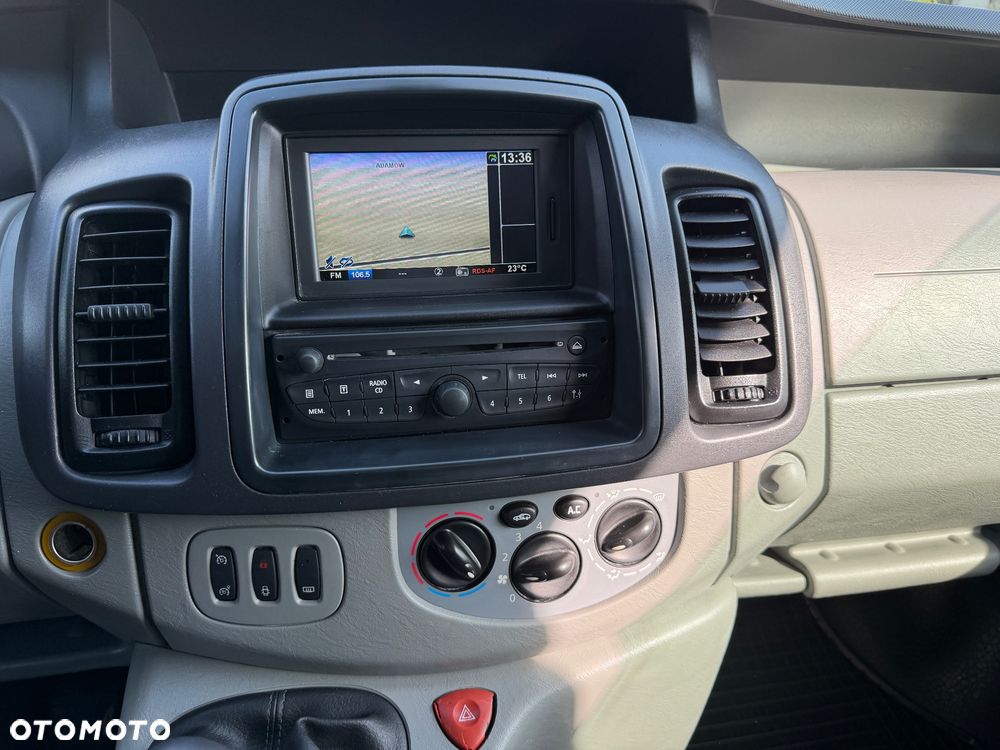 Renault Trafic - 28