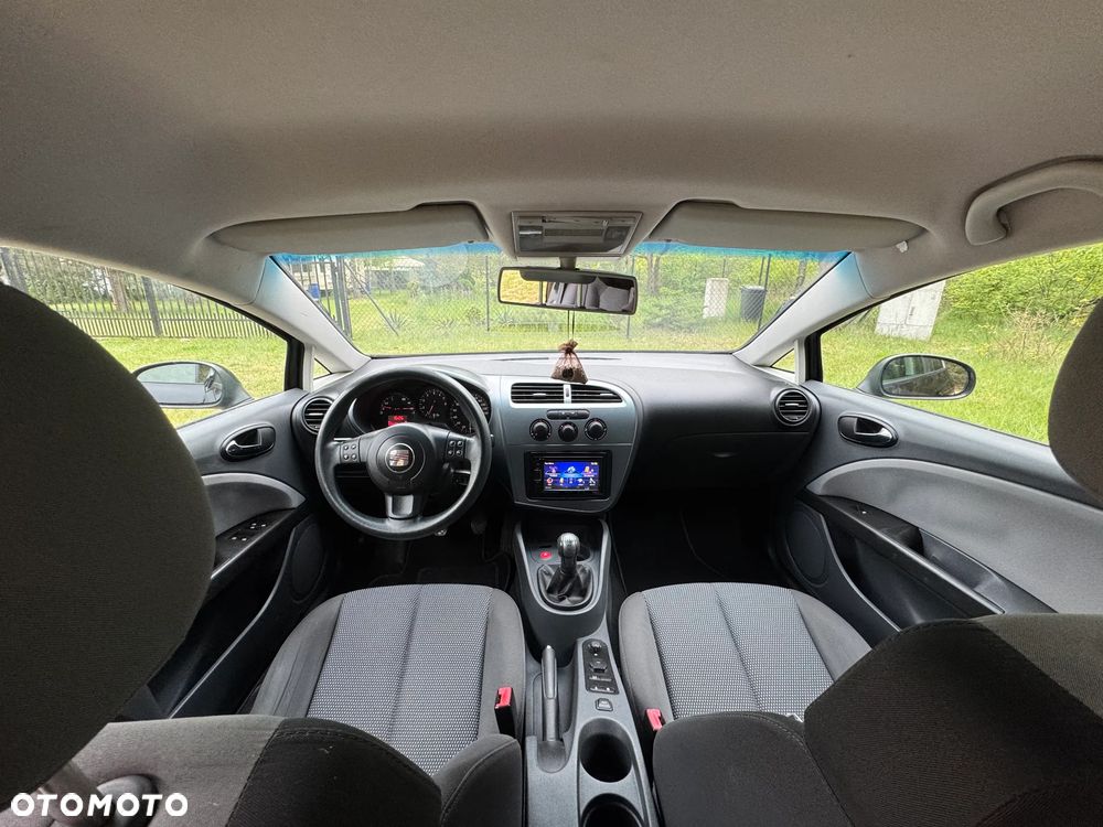 Seat Leon 1.6 Reference - 8