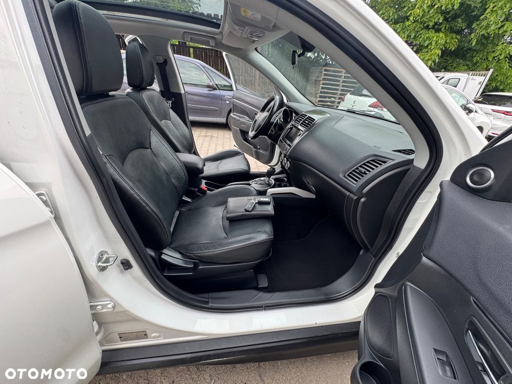 Mitsubishi ASX - 5