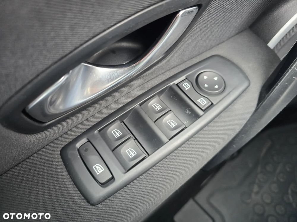 Renault Megane 1.4 16V TCE Privilege - 36