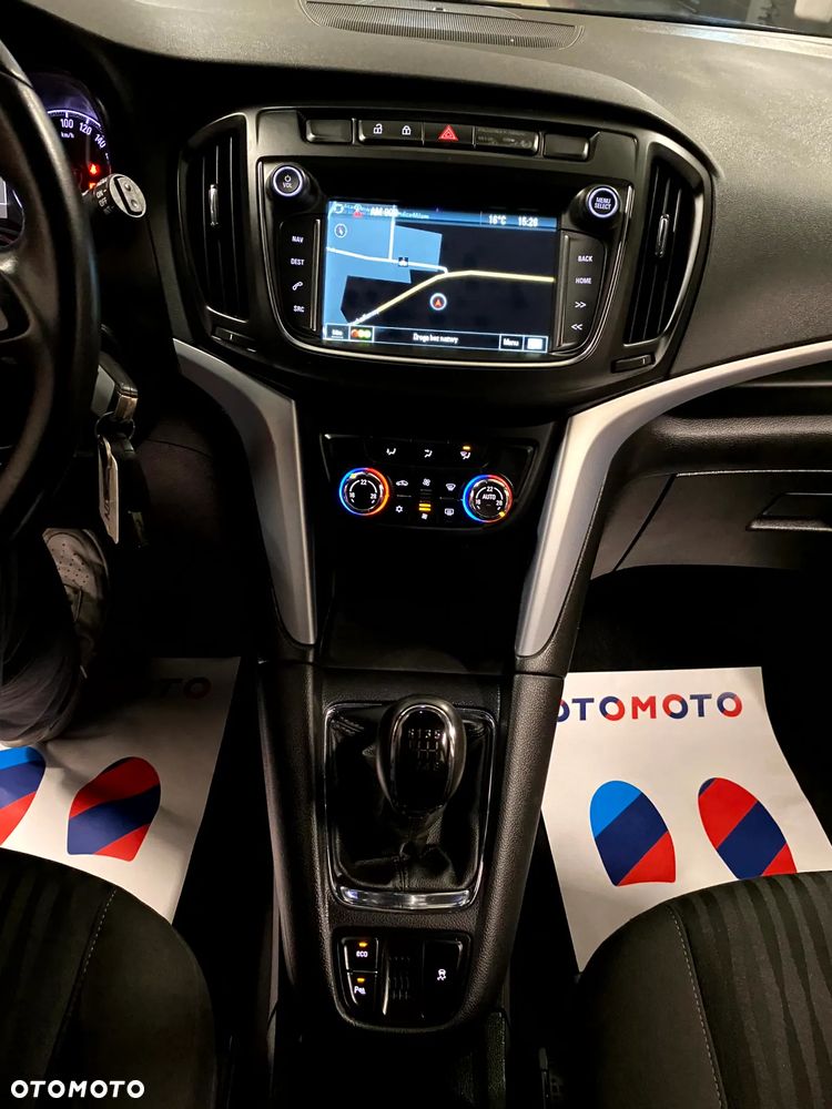 Opel Zafira 1.4 Turbo (ecoFLEX) Start/Stop Business Innovation - 17