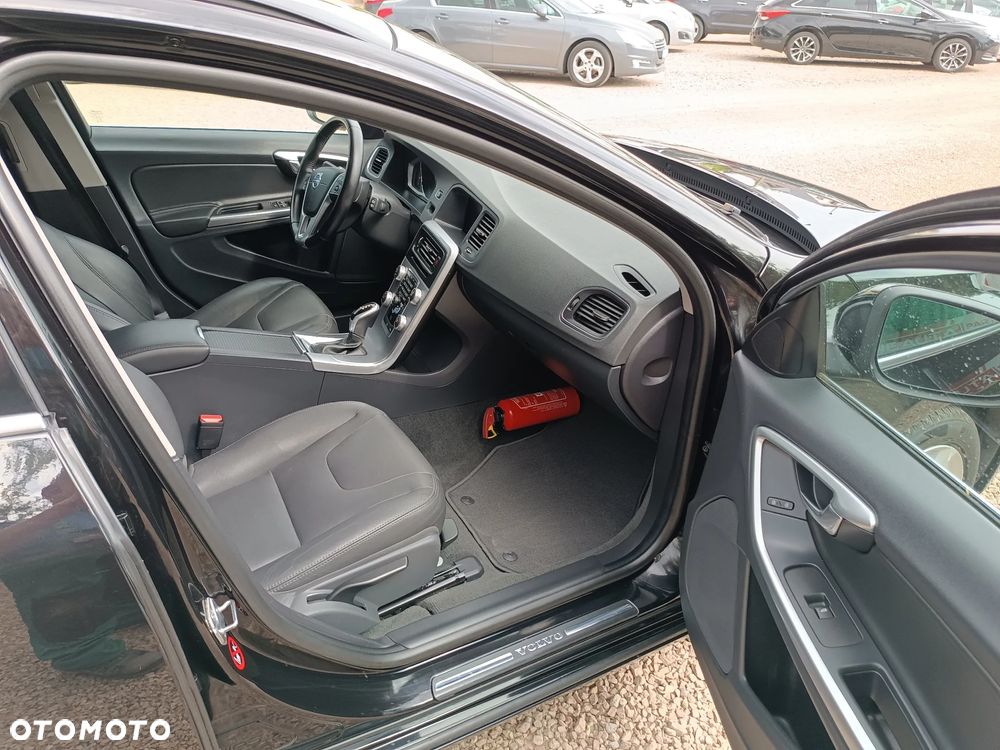 Volvo V60 D2 Drive-E Summum - 29