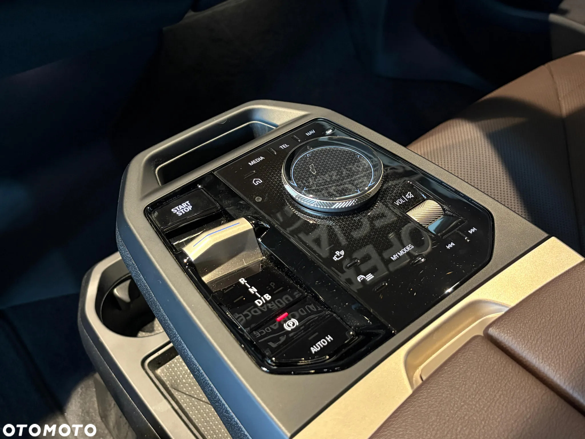 BMW iX xDrive40 76.6kWh - 14