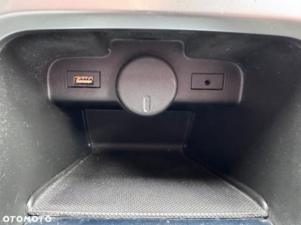 Opel Astra 1.4 Turbo Cosmo - 38