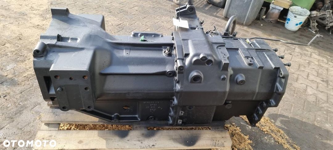 SKRZYNIA TRAKTOR DEUTZ- FAHR AGROTRON 135 T-7226L - 1