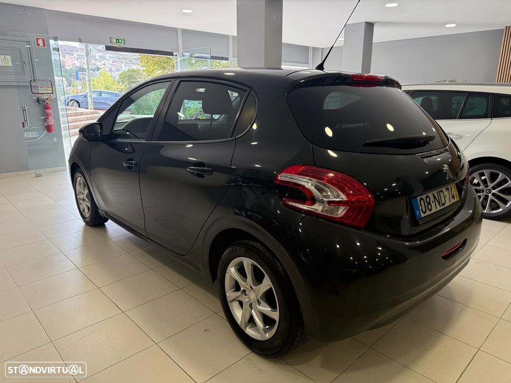 Peugeot 208 1.2 VTi Access - 6