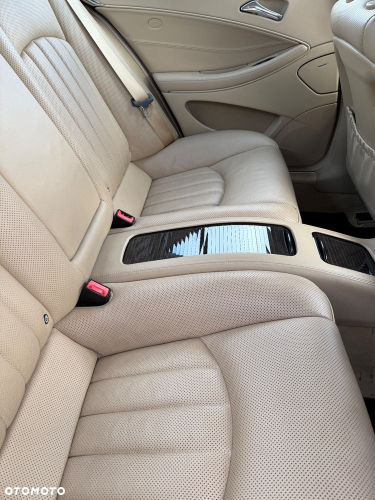 Mercedes-Benz CLS 500 - 6