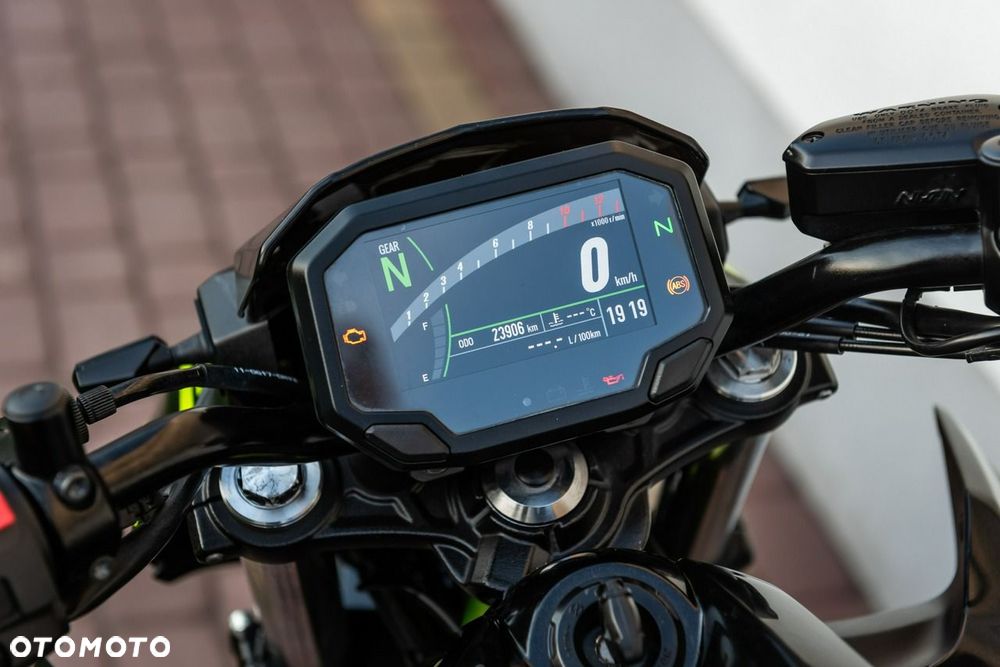 Kawasaki Z 650 - 8