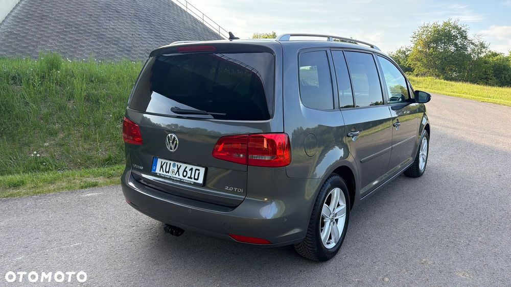 Volkswagen Touran 2.0 TDI DPF STYLE - 12
