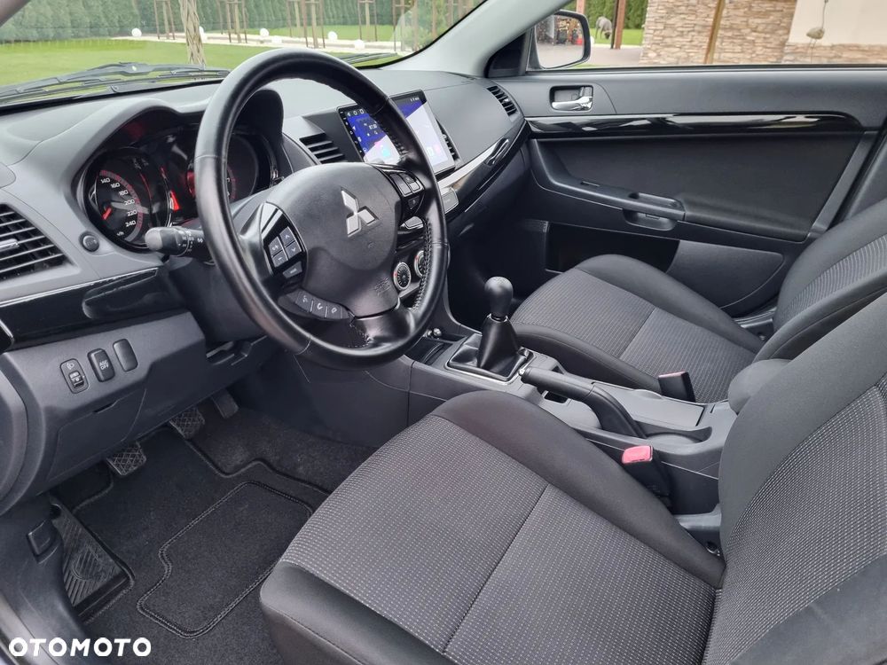 Mitsubishi Lancer - 5