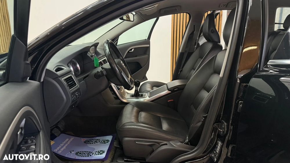Volvo V70 D4 Edition - 14