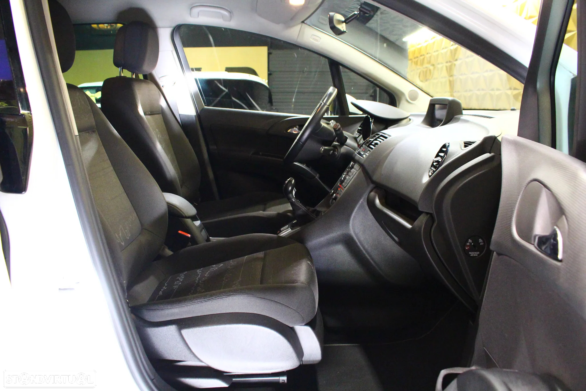 Opel Meriva 1.6 CDTi S/S - 14