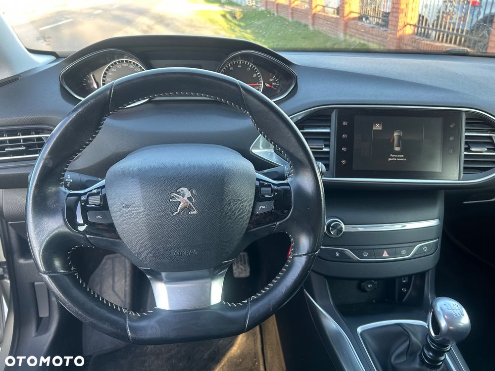 Peugeot 308 - 7