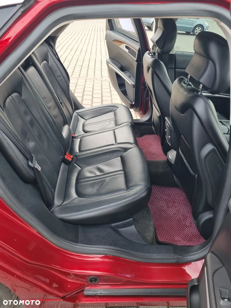 Lincoln MKZ - 24