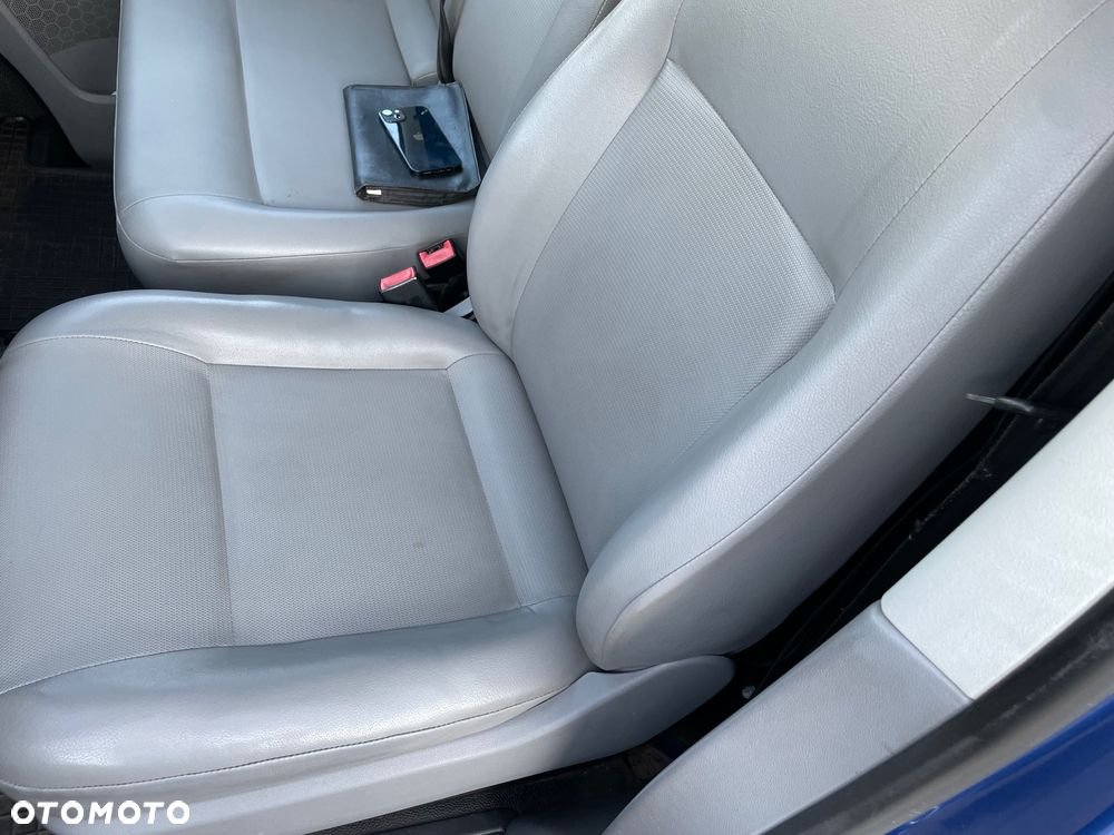 Volkswagen Transporter - 9